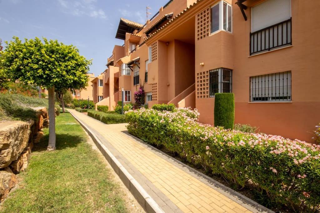 Penthouse With Roof Terrace, Bbq, Pool- And Sea Views Apartment Buenas Noches Екстериор снимка