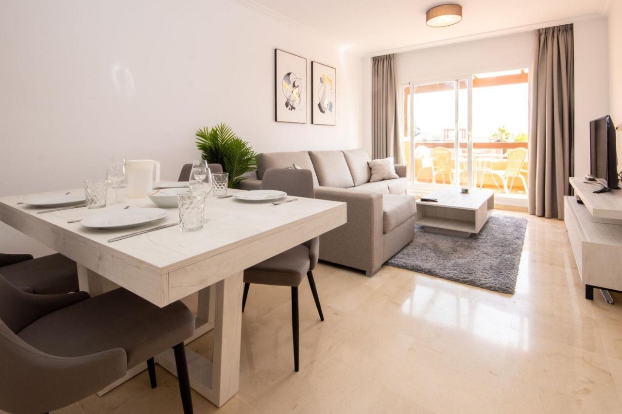 Penthouse With Roof Terrace, Bbq, Pool- And Sea Views Apartment Buenas Noches Екстериор снимка